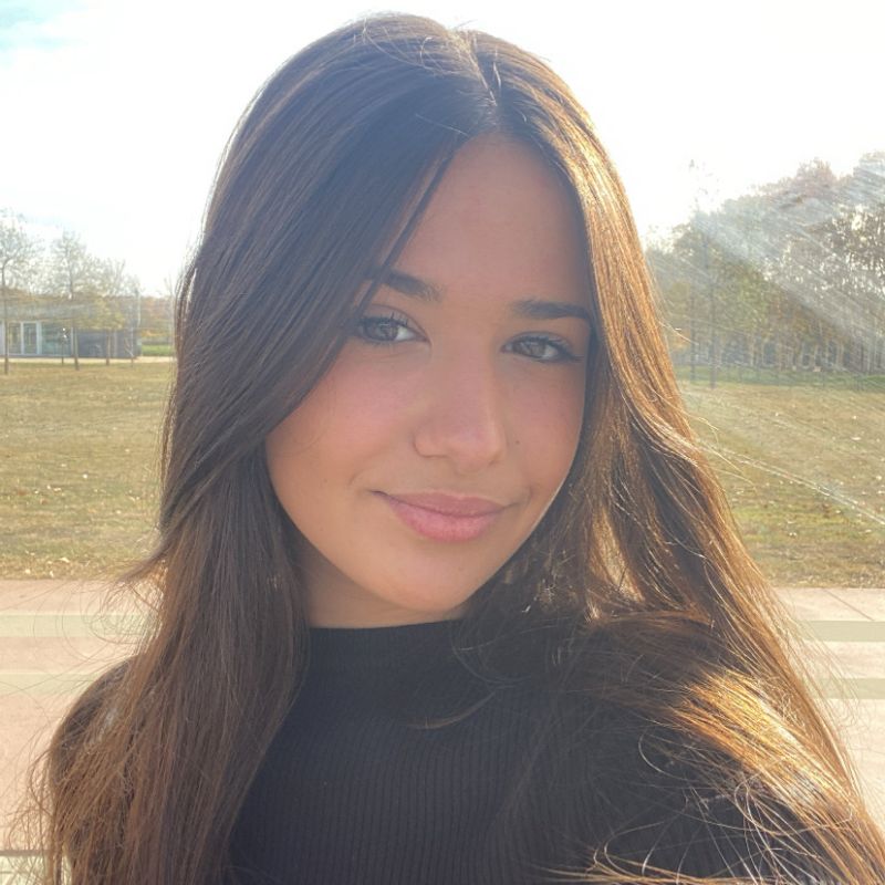LUCIA APARICIO FERNANDEZ