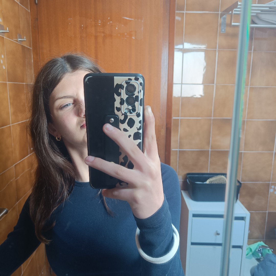 ALICIA MEDINA LLORENS