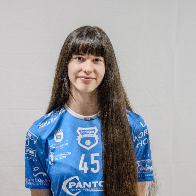 HELENA CABAL FERNANDEZ