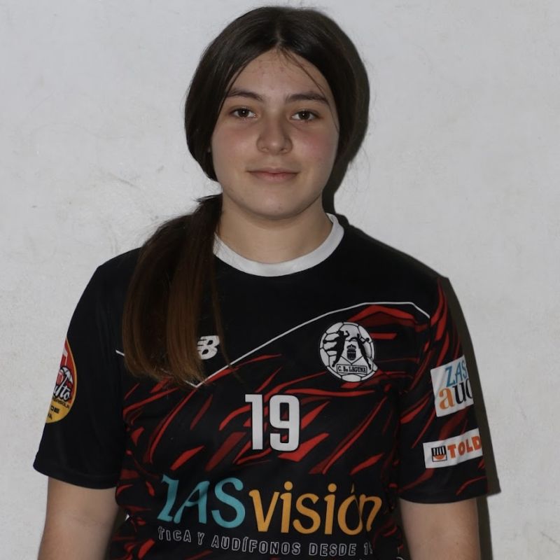 YAIZA DEL ESTAL CABALLERO