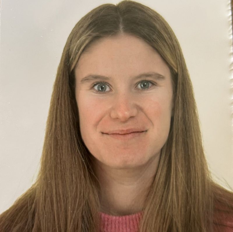 LEYRE ZUNZARREN AVELINO