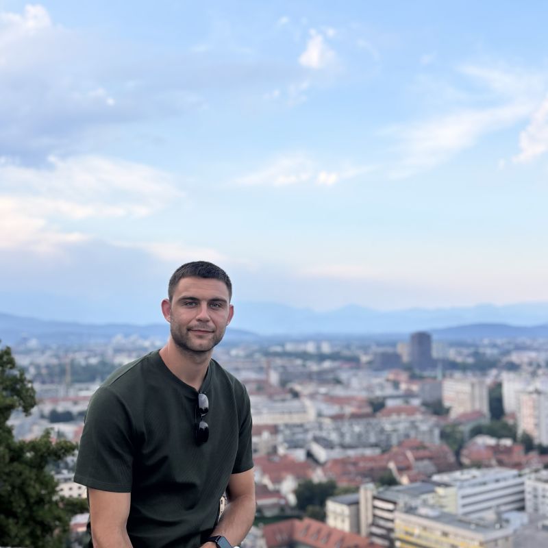 ARNAU FERNANDEZ PLANA
