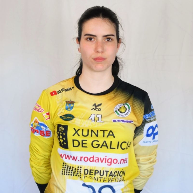 JULIA CAEIRO CARRERA