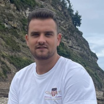 GUSTAVO MARQUINA TOMAS