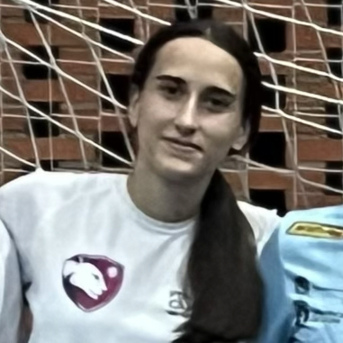 CARLA DE LA PUENTE LOPEZ